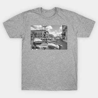 Pink Cadillac, Havana Taxi Ride Black And White T-Shirt